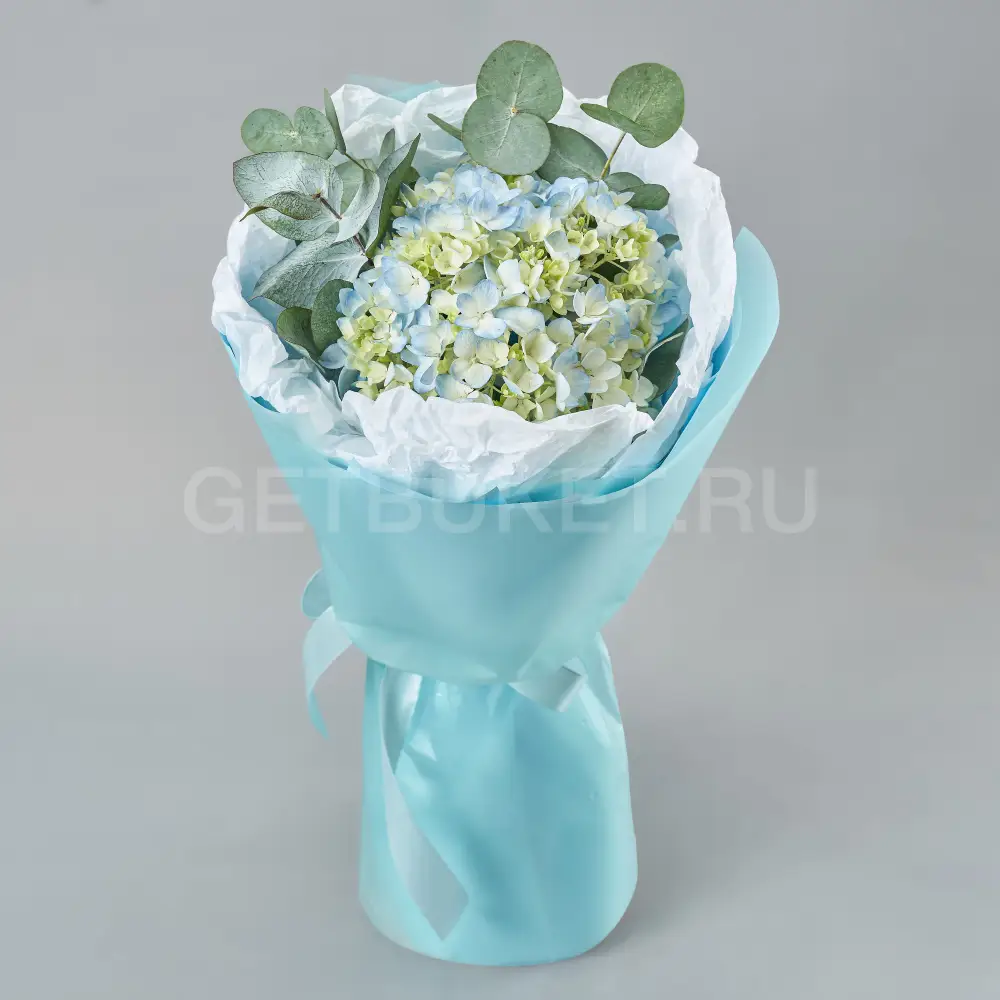 219738 Миниатюрный букет из гортензии с эвкалиптом