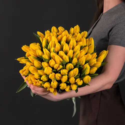 Букет из 101 желтого тюльпана